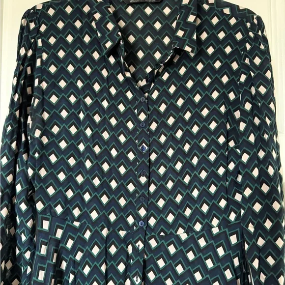 Zara Women’s Dark Blue & Green & White Geometric Print Long Sleeve Dress - Picture 7 of 10